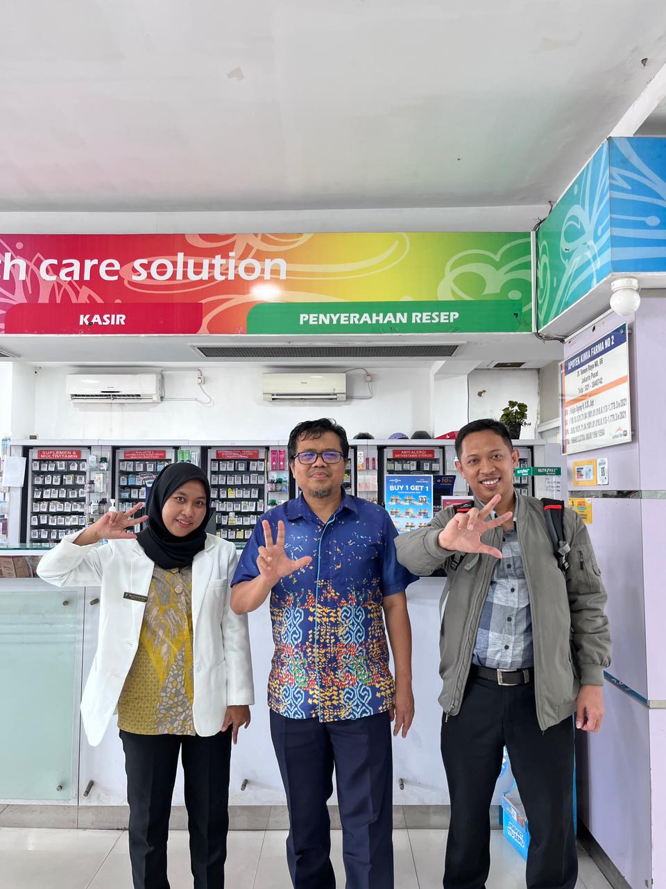 Kunjungan dosen pembimbing dalam kegiatan PKPA Mahasiswa PSPA Universitas Esa unggul